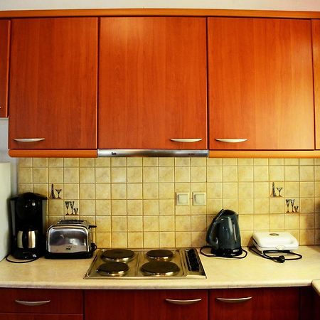 Plakalona Apartments Exopoli Luaran gambar